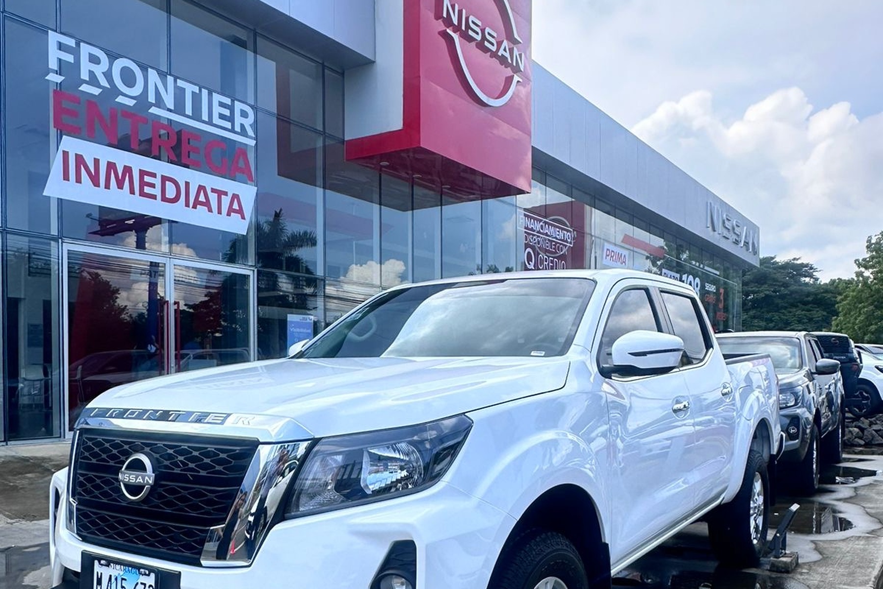 Nissan Frontier disponible